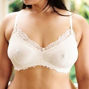 Lonely Lingerie Bonnie Maternity bra 34D Whisper